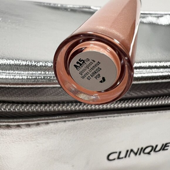 Clinique 7 Day Scrub Lotion+ Lip Gloss Airkiss Pop Full Size Makeup Bag Gift Set - Picture 5 of 9